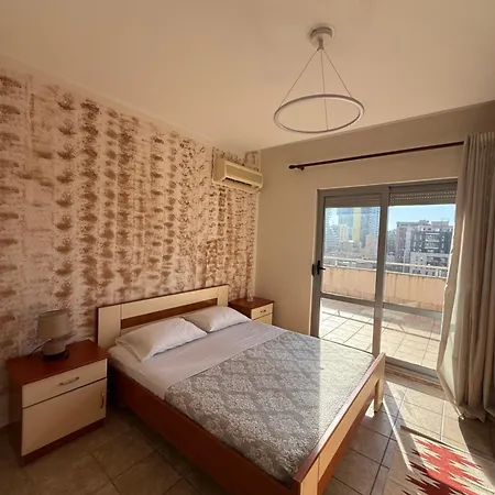 Apartment Center With Huge Terrace & View